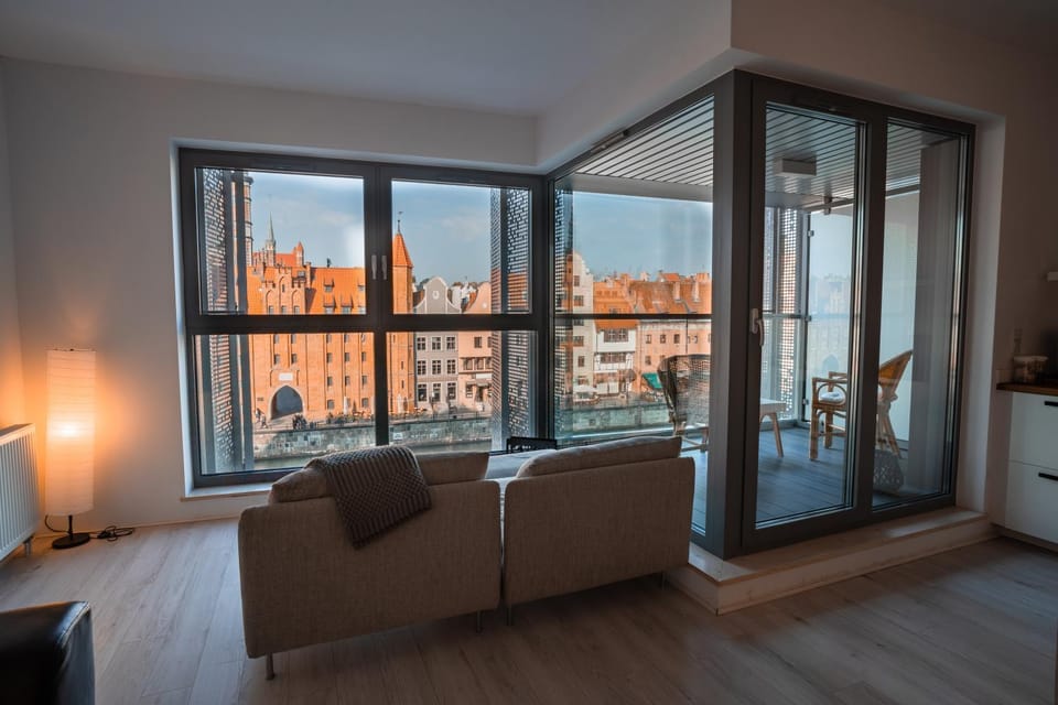 View (from property/room), Balcony/Terrace, Living room, Seating area