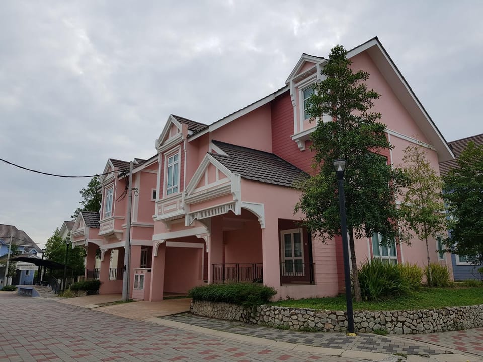 Relax @ Bukit Gambang Resort City Villa in Pahang, Malaysia