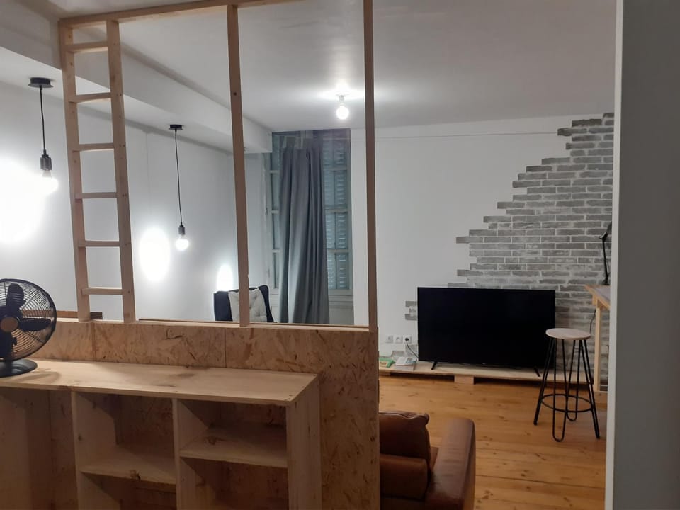 Au Cœur d'une ville thermale Apartment in Jonzac