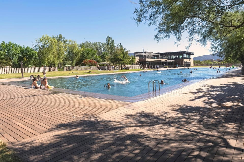 Swimming pool, Swimming pool