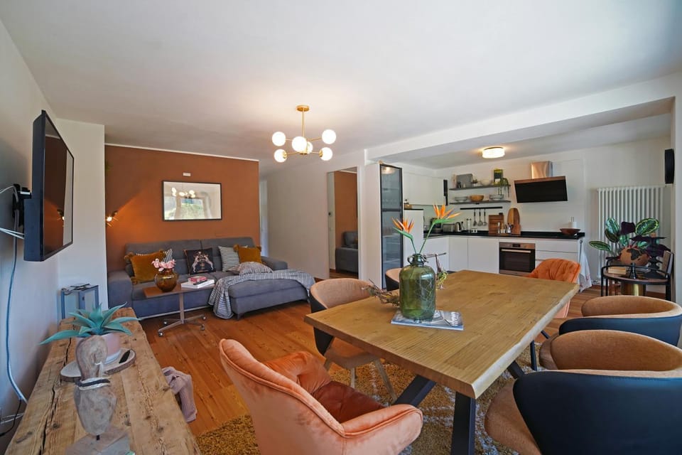 TV and multimedia, Kitchen or kitchenette, Seating area, Dining area, Evening entertainment