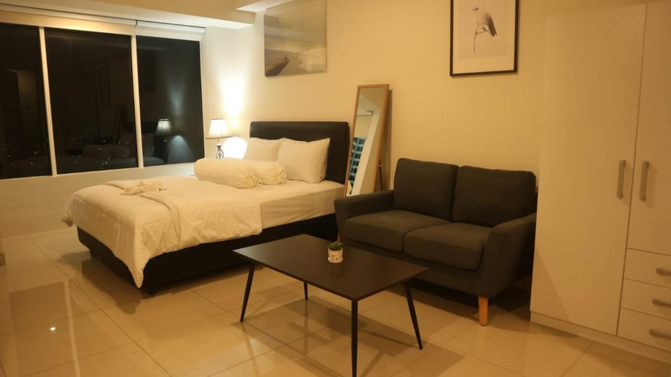 Apartemen Grand Kamala Lagoon by Cheapinn Apartment in West Java