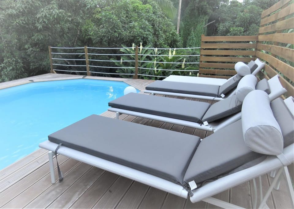 Pool view, Swimming pool, sunbed