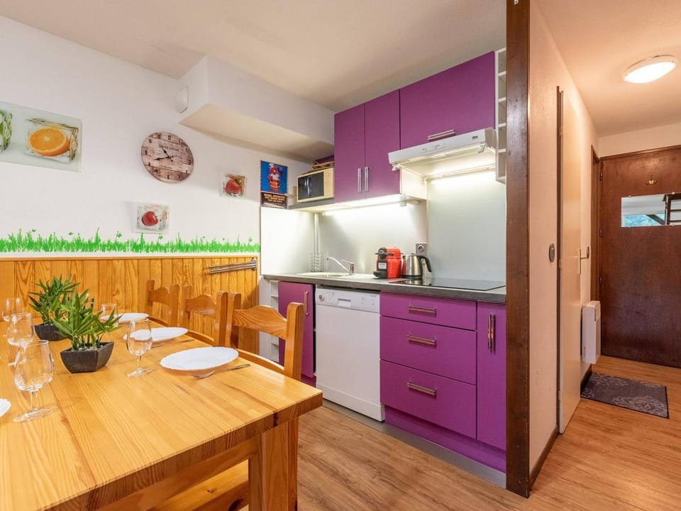 Appartement duplex Saint-Lary 6 pers, 2 ch, mezzanine, balcon - FR-1-296-302 Apartment in Saint-Lary-Soulan