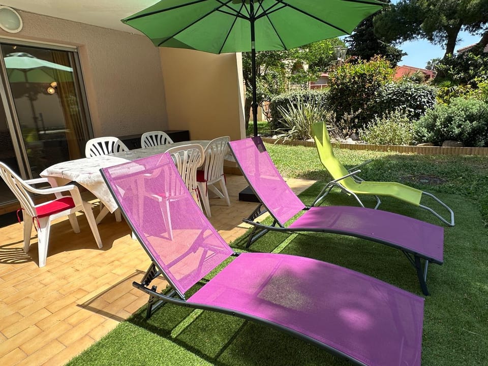 JolieT2 ,RDC,piscine,clim,parking,tennis ,Canet en Roussillon Apartment in Canet-en-Roussillon