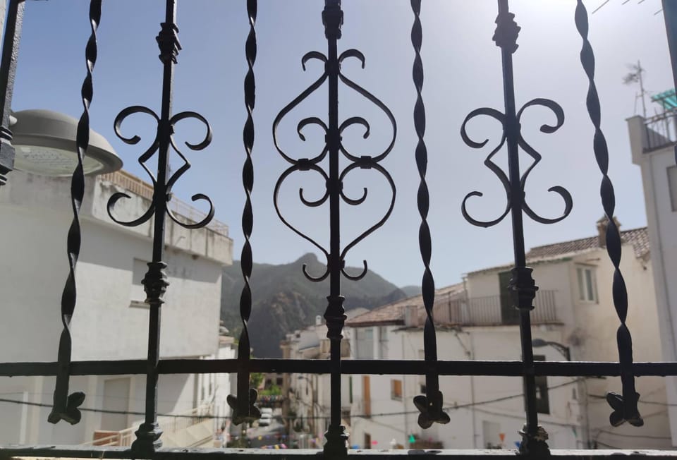Vivienda en El Centro de Guejar Sierra Apartment in Andalusia