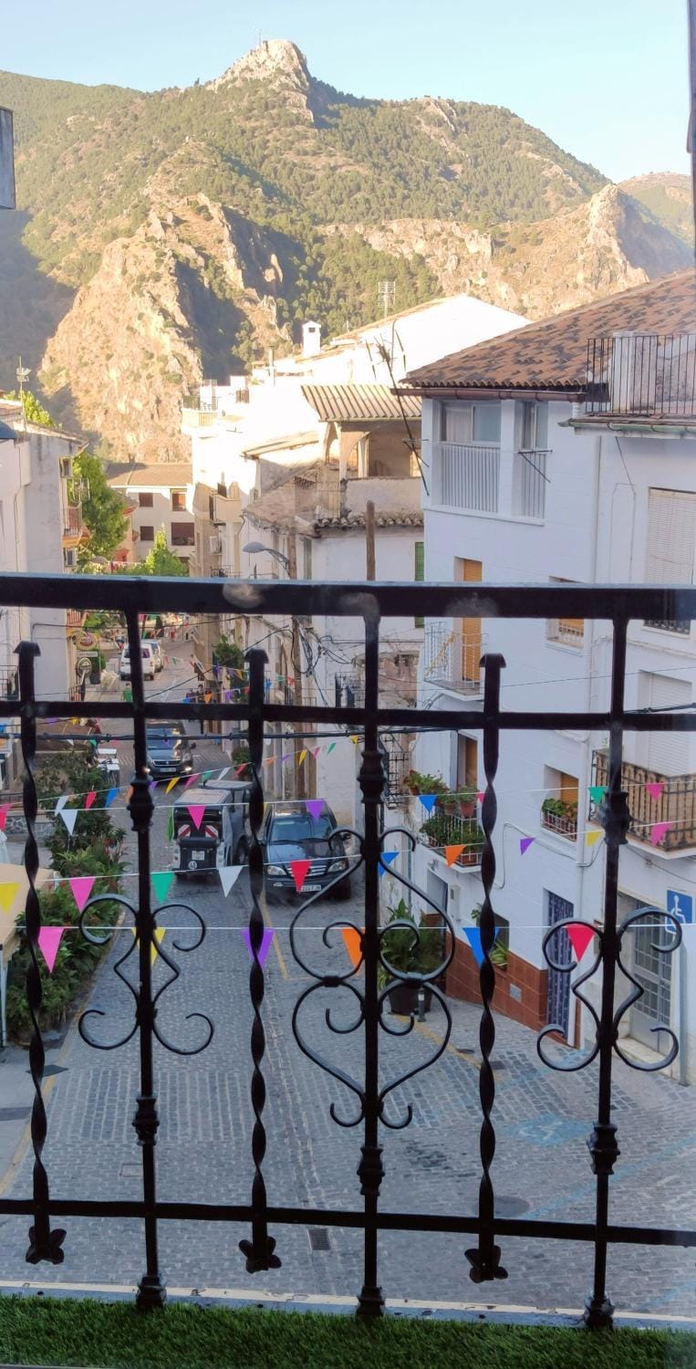 Vivienda en El Centro de Guejar Sierra Apartment in Andalusia