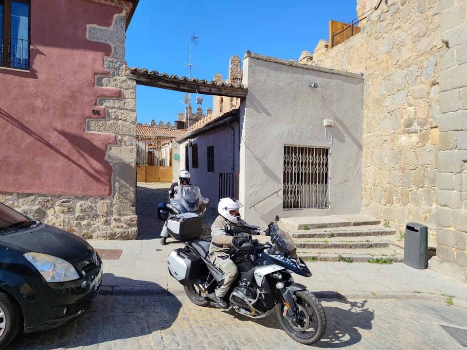 Casas del Castillo, 2 Apartment in Ávila‎
