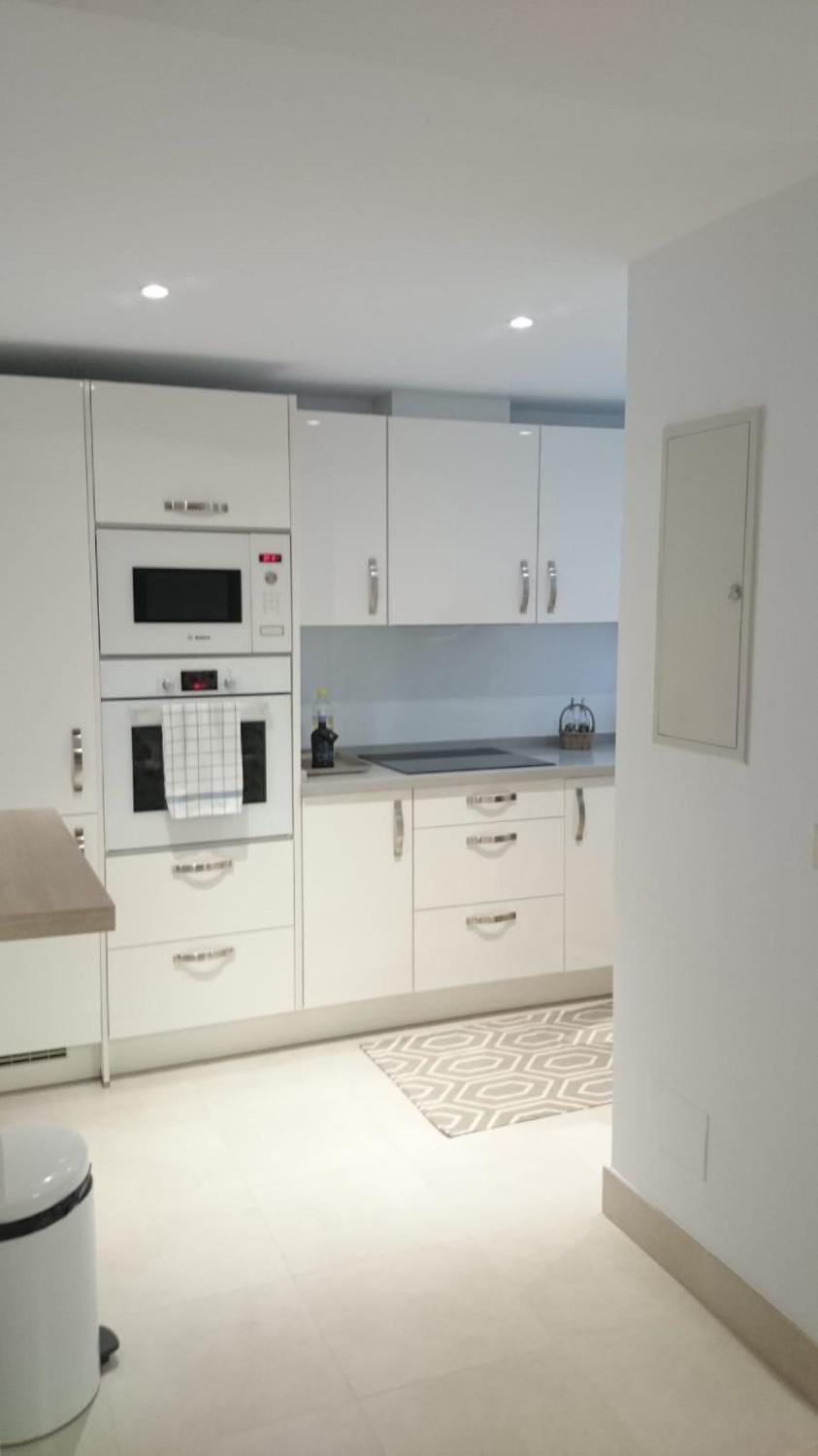 White Pearl Beach L2 Apartment in Marbella