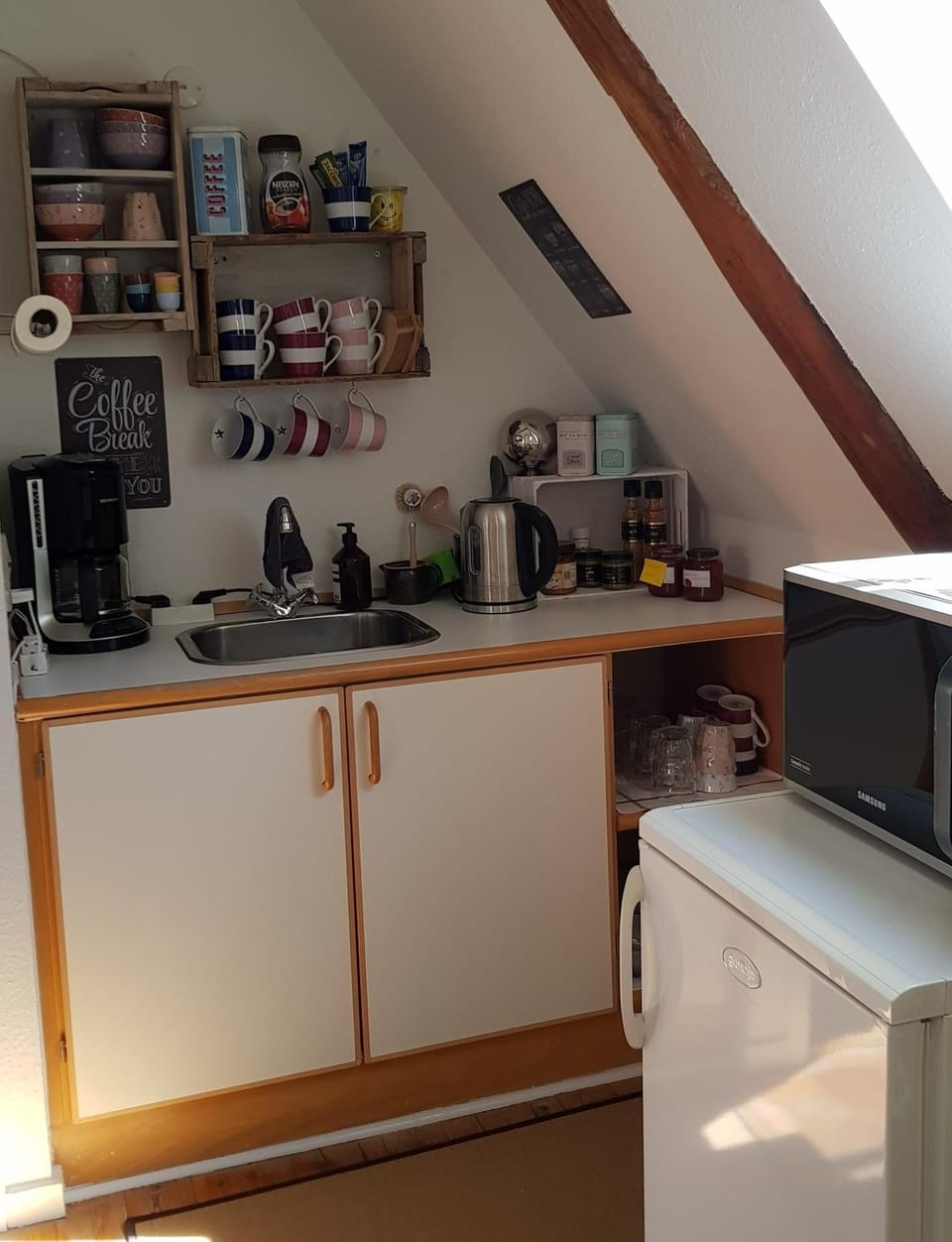 Coffee/tea facilities, Kitchen or kitchenette, Communal kitchen, Breakfast, minibar, oven, toaster