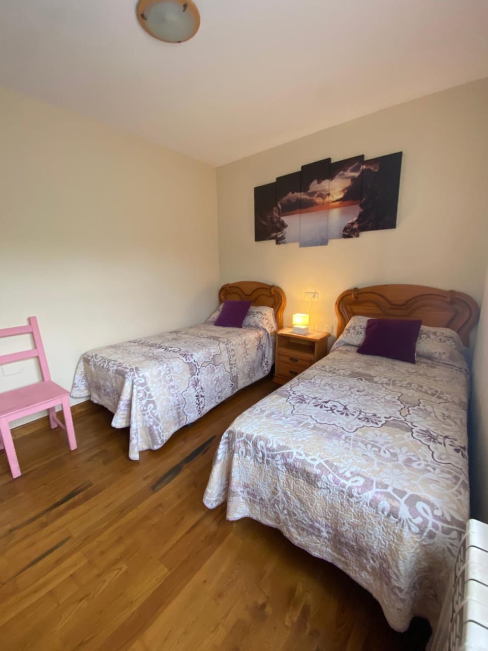 Photo of the whole room, Bedroom