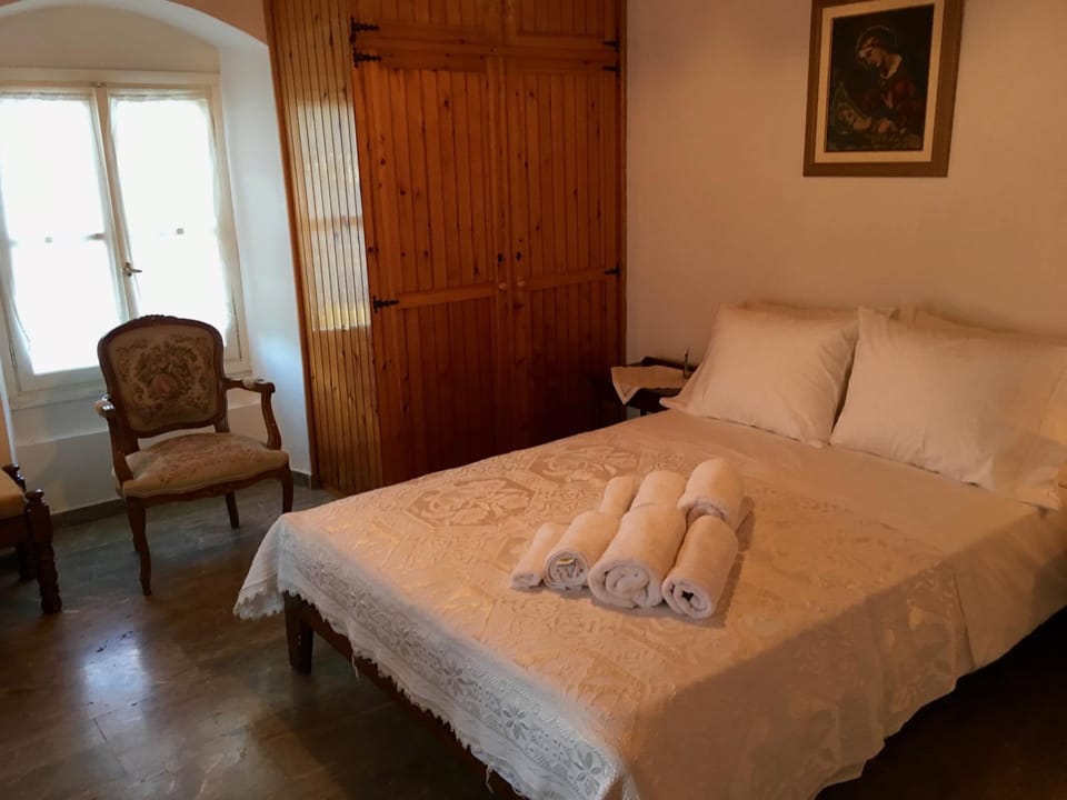 Selinofoto - A beautiful, traditional house in Vathy, Ithaca House in Ithaca