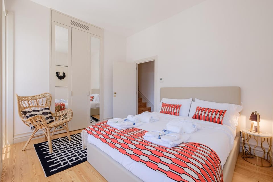 BOUTIQUE Rentals- THE RIBEIRA***** Apt great views Apartment in Porto