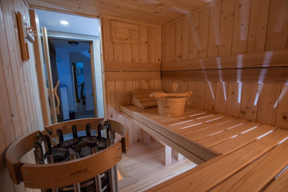 Sauna, Spa and wellness centre/facilities