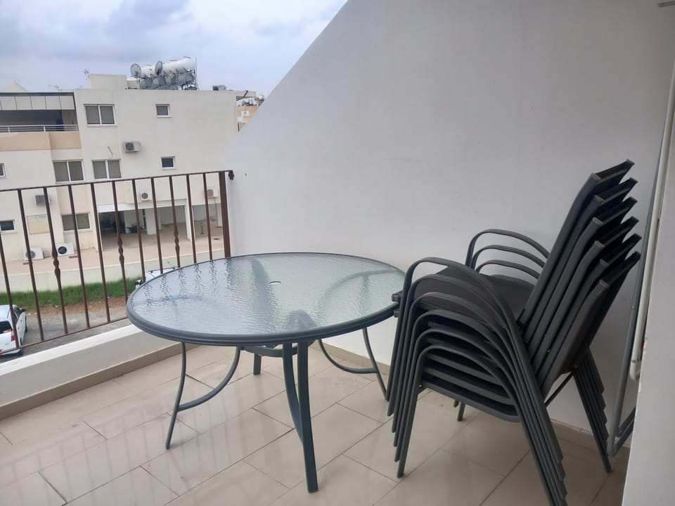 Balcony/Terrace, Dining area, City view