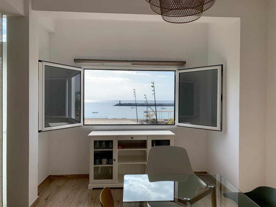 Dining area, Sea view