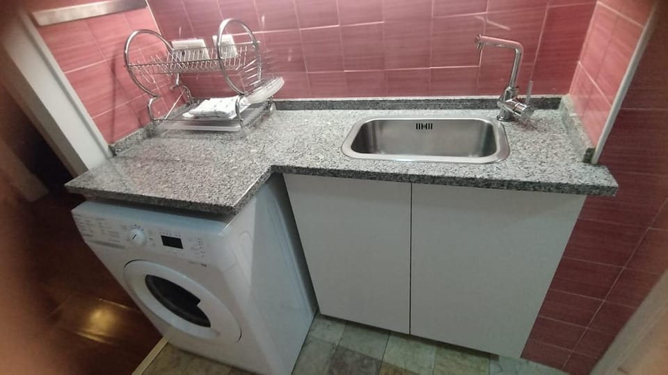 Bica Sequeiro 1 bed Apartment in Lisbon