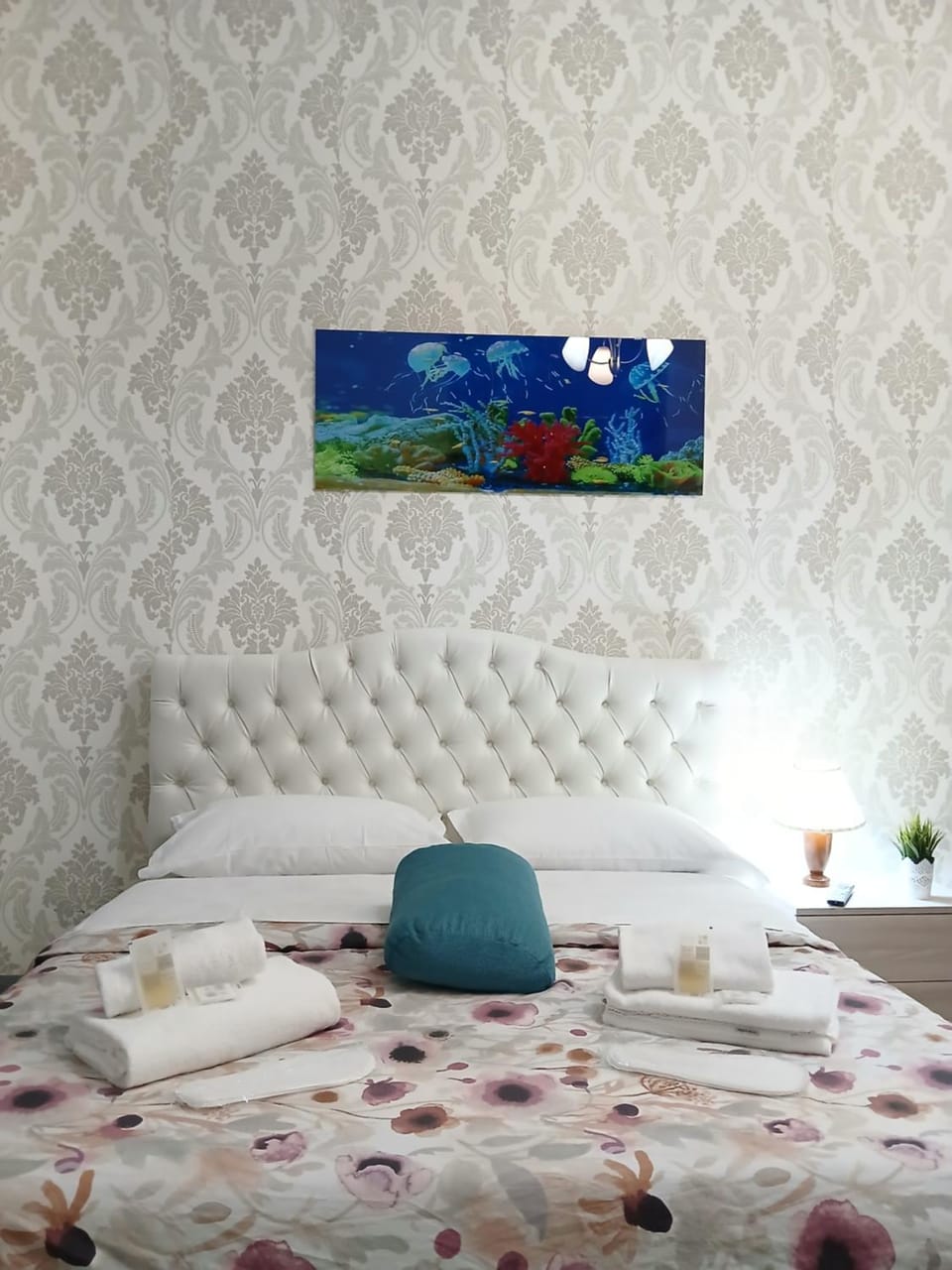 Bed, View (from property/room), Photo of the whole room, Bedroom, towels