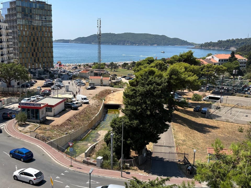 Seaview Apartment Emma Apartment in Budva Municipality