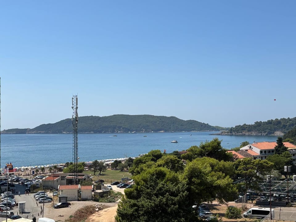 Seaview Apartment Emma Apartment in Budva Municipality