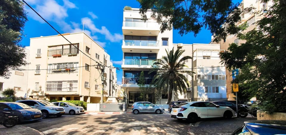 Facade/entrance, Street view