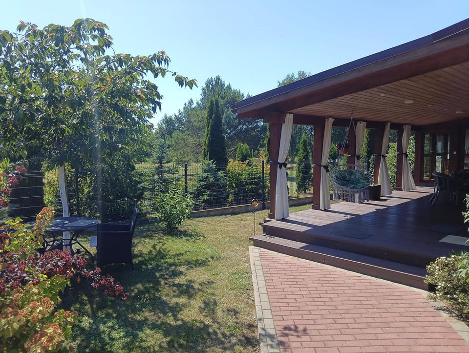 Property building, Natural landscape, Garden, Garden view
