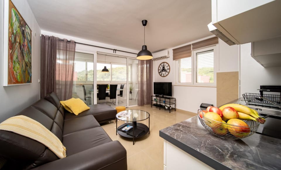 Apartman Dora Apartment in Lika-Senj County