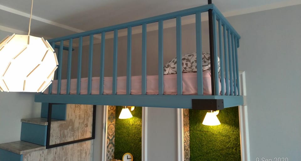 bunk bed