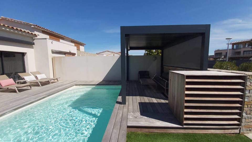 Balcony/Terrace, Swimming pool