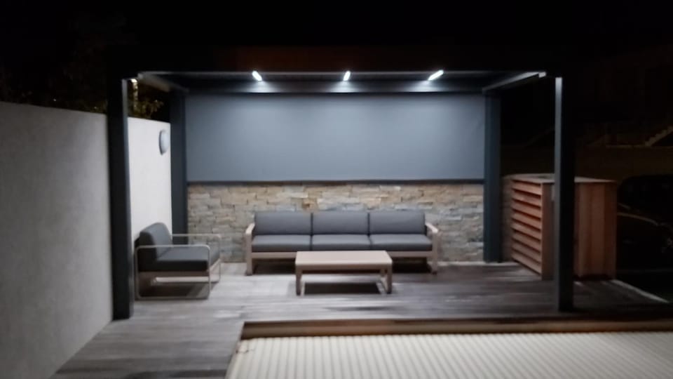 Balcony/Terrace, Swimming pool