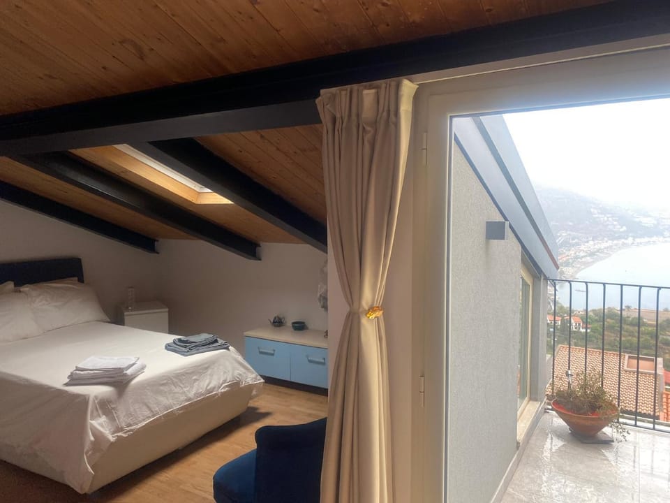 Suiteivö Taormina House in Taormina
