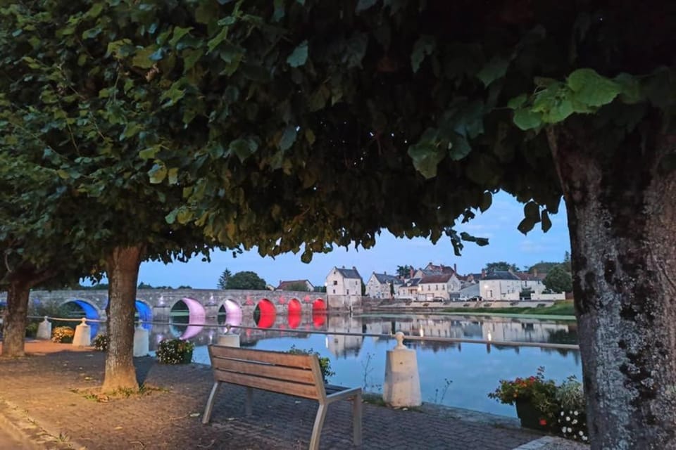 Studio Charmant avec vue magnifique! Apartment in Centre-Val de Loire