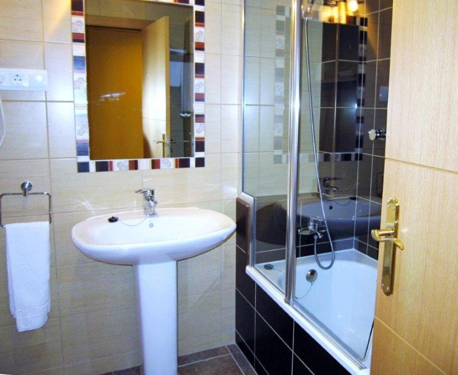 Apartamentos La Catedral Apartment in Catalonia