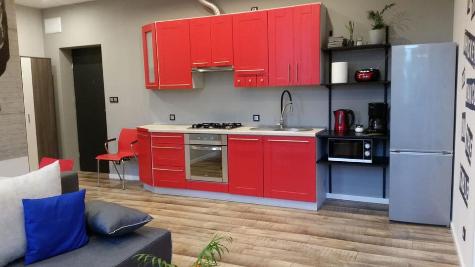 Communal lounge/ TV room, Coffee/tea facilities, Kitchen or kitchenette, Living room, Seating area, Dining area, Communal kitchen
