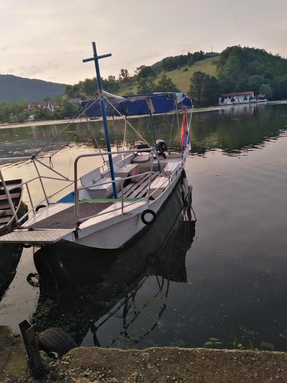 Kuća na obali jezera sa bazenom Villa in Zlatibor District, Serbia