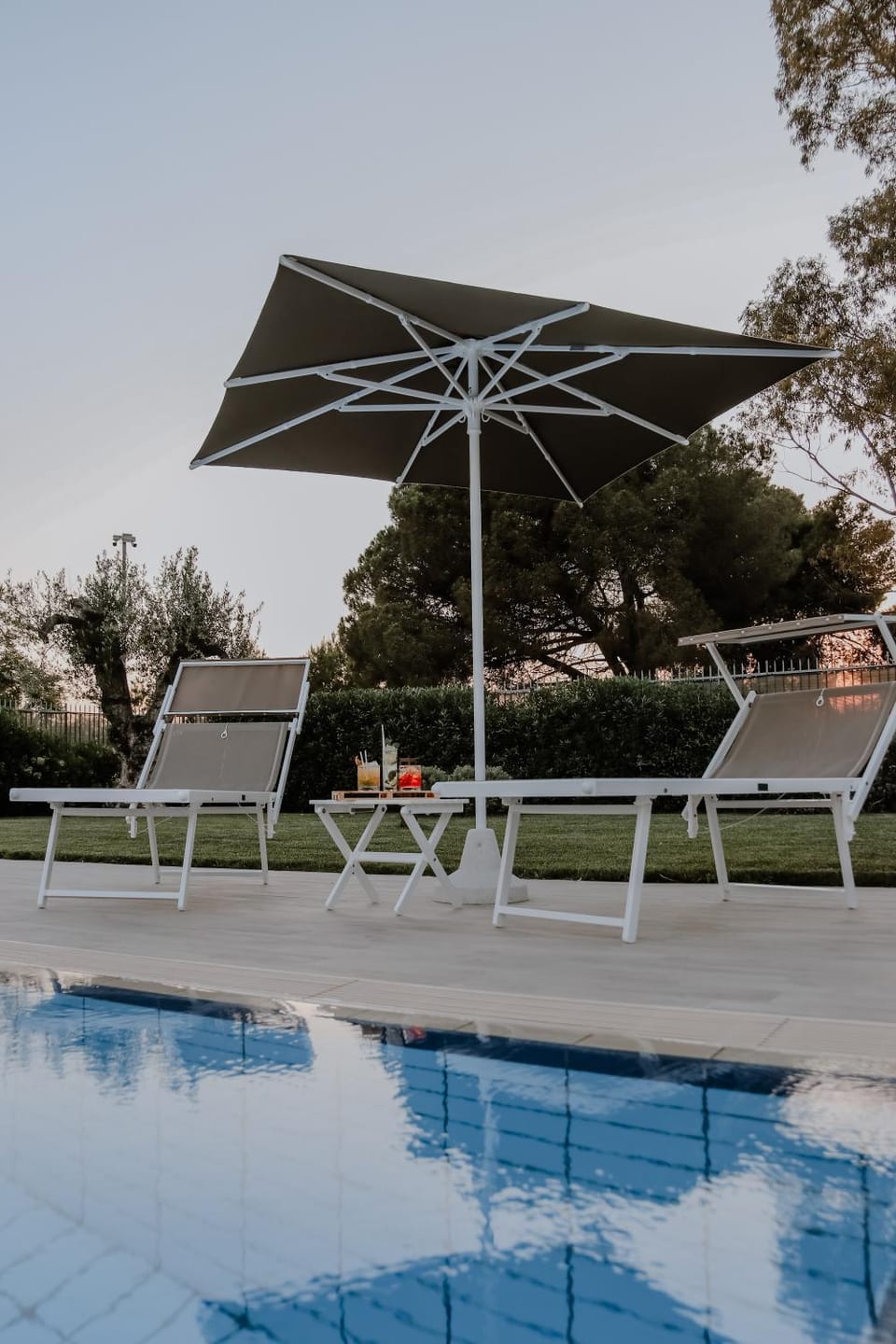 Swimming pool, Swimming pool