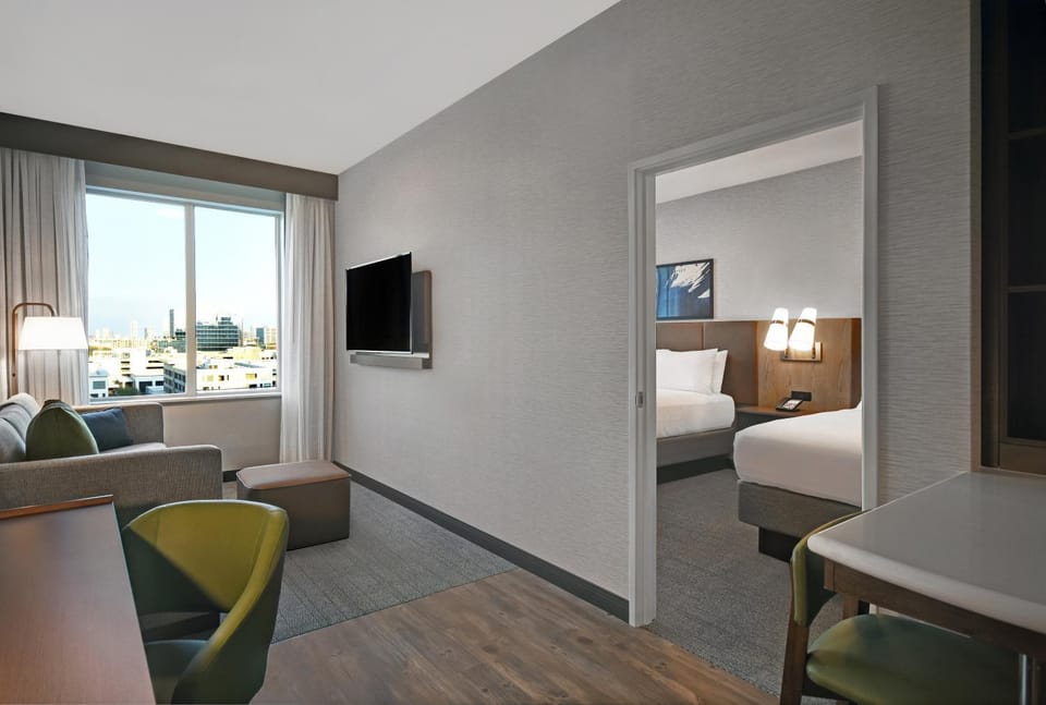 Bed, Living room, Photo of the whole room, Seating area, Bedroom