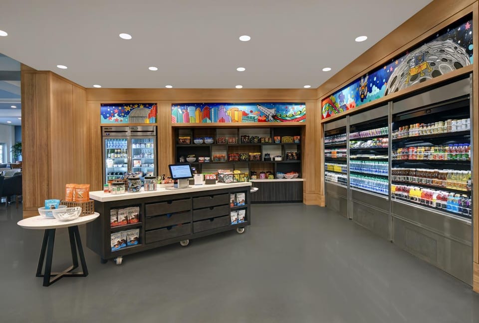 On-site shops, Food and drinks, Other, Shopping Area