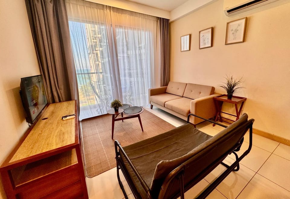 Isix Seaview 2R2B at Timurbay Pantai Balok Kuantan Pahang Apartment in Terengganu, Malaysia