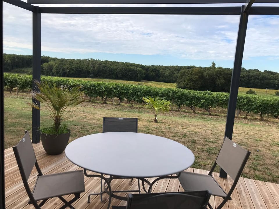 Les paillotes des îles et ré House in Nouvelle-Aquitaine