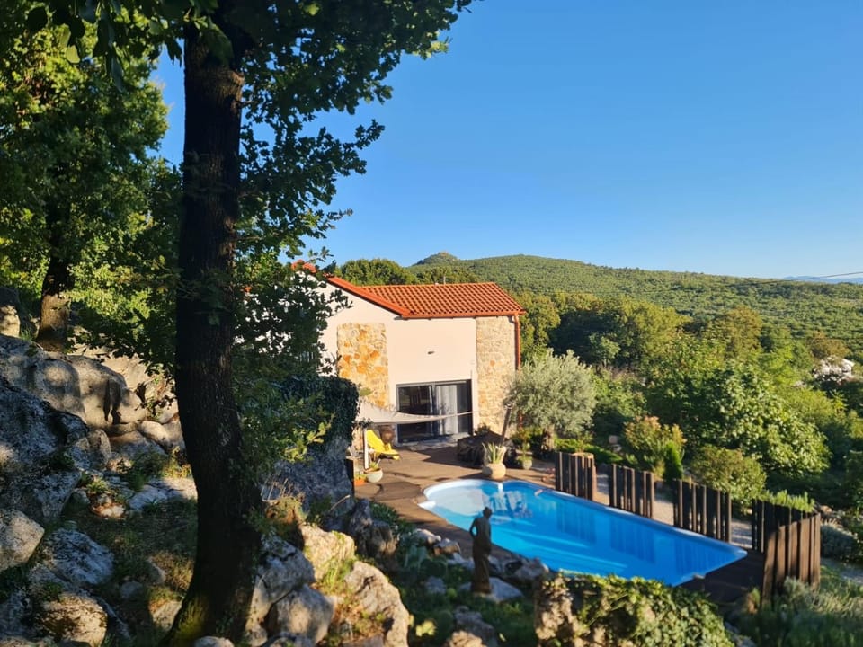 Villa Kamen Villa in Primorje-Gorski Kotar County