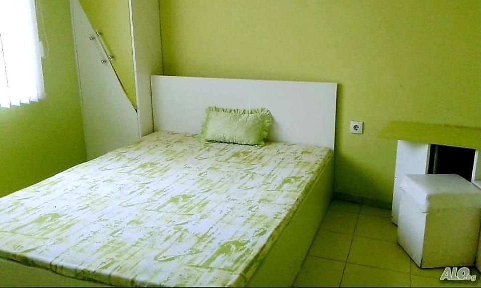 АПАРТАМЕНТ LEO 4 Apartment in Varna