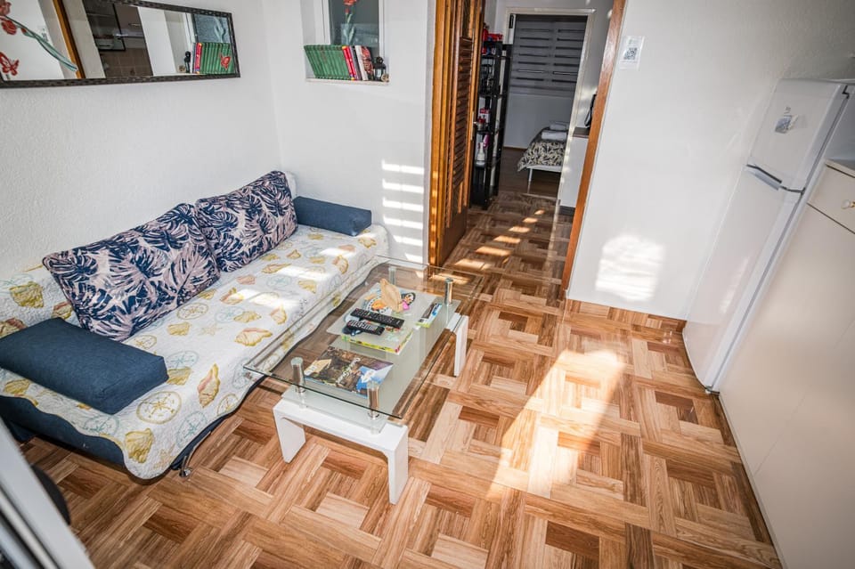 MA-LO 1 Apartment in Tisno