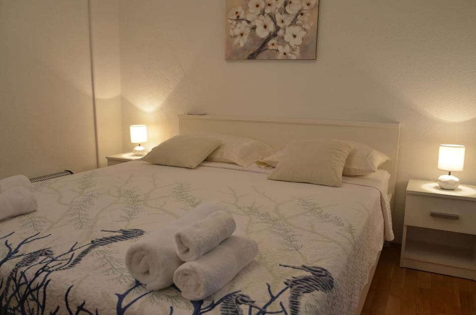 MA-LO 1 Apartment in Tisno