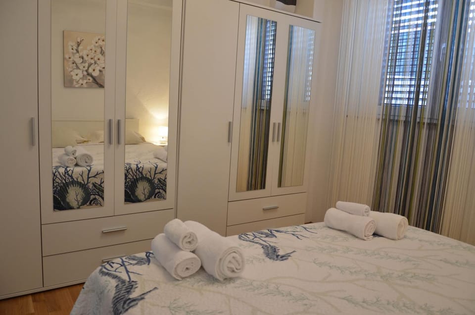 MA-LO 1 Apartment in Tisno