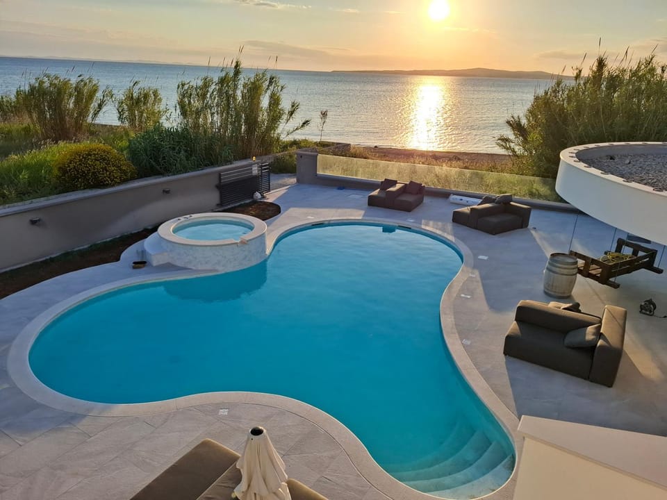 Pool view, Sea view, Swimming pool, Sunrise, sunbed