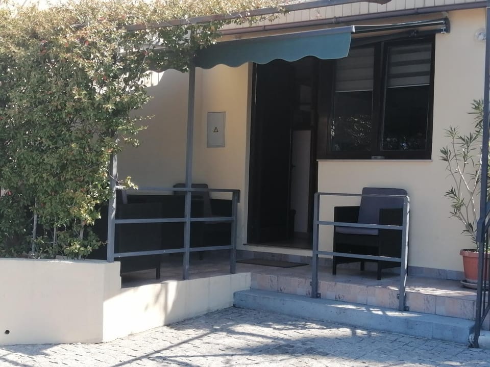 Facade/entrance, Balcony/Terrace, Balcony/Terrace