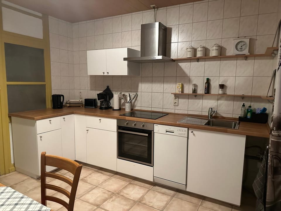 Kitchen or kitchenette, dishwasher, minibar, pet friendly, stove, toaster