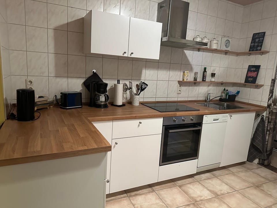 Kitchen or kitchenette, dishwasher, minibar, pet friendly, stove, toaster