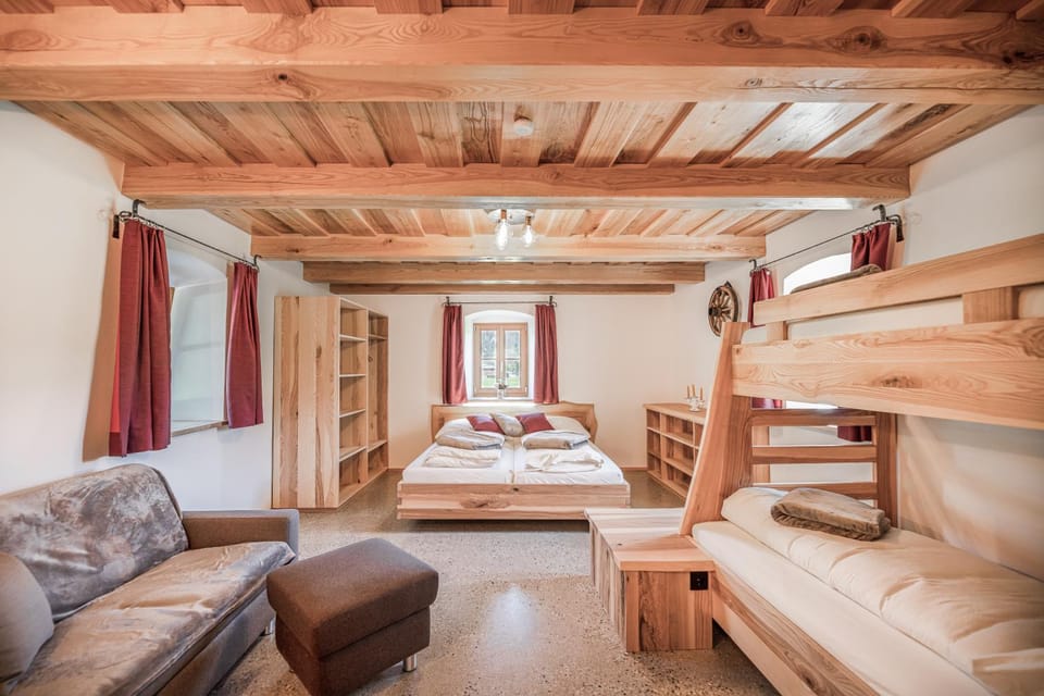 Ferienhaus Spitzenhof - Urlaub am Bauernhof Apartment in Styria